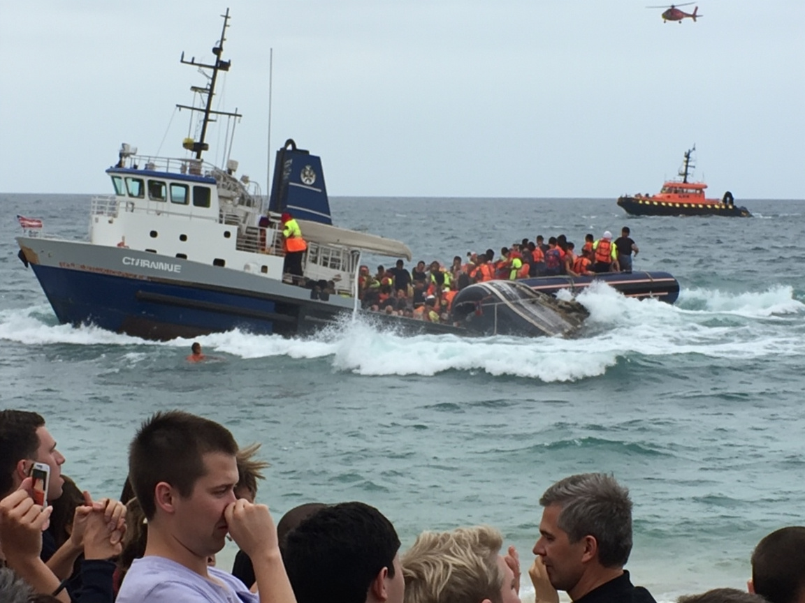 German vessel rescue operation near Magaluf Beach